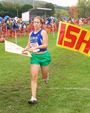 Image of the Utica City School District Girls JV race winner Sarah Lounsbury from Cicero-North Syracuse