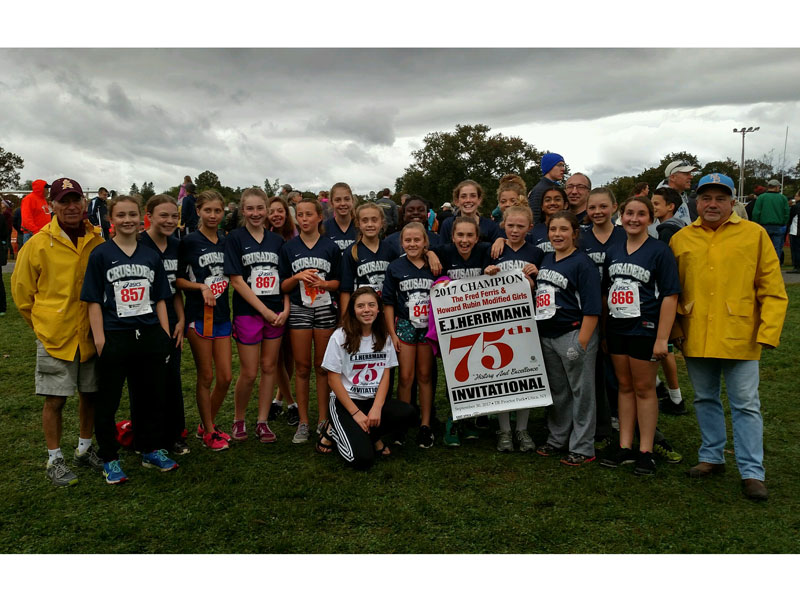 Image of the Fred Ferris and Howard Rubin Girls Modified winning team St Mary's, Brockville, ON