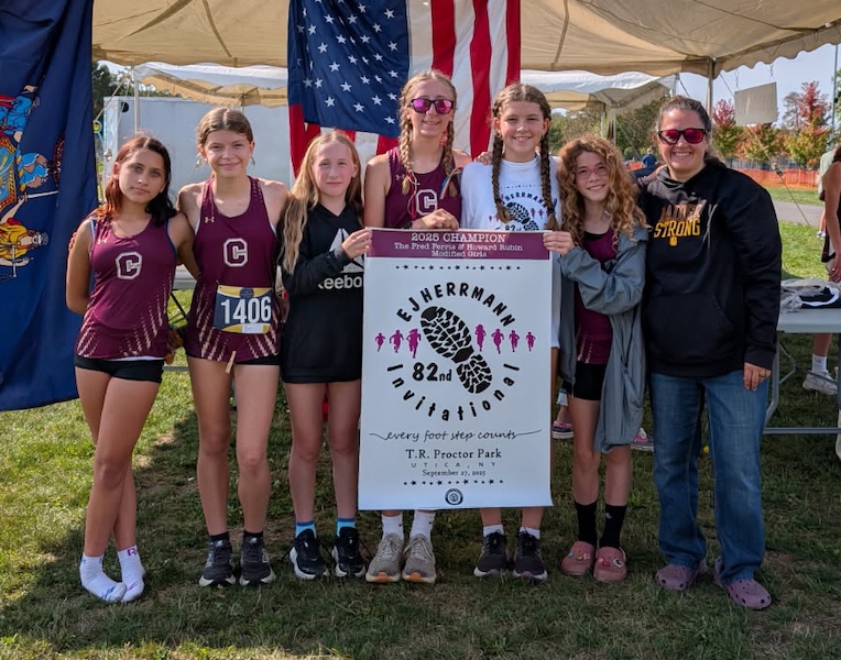Image of the Fred Ferris and Howard Rubin Girls Modified winning team Canastota